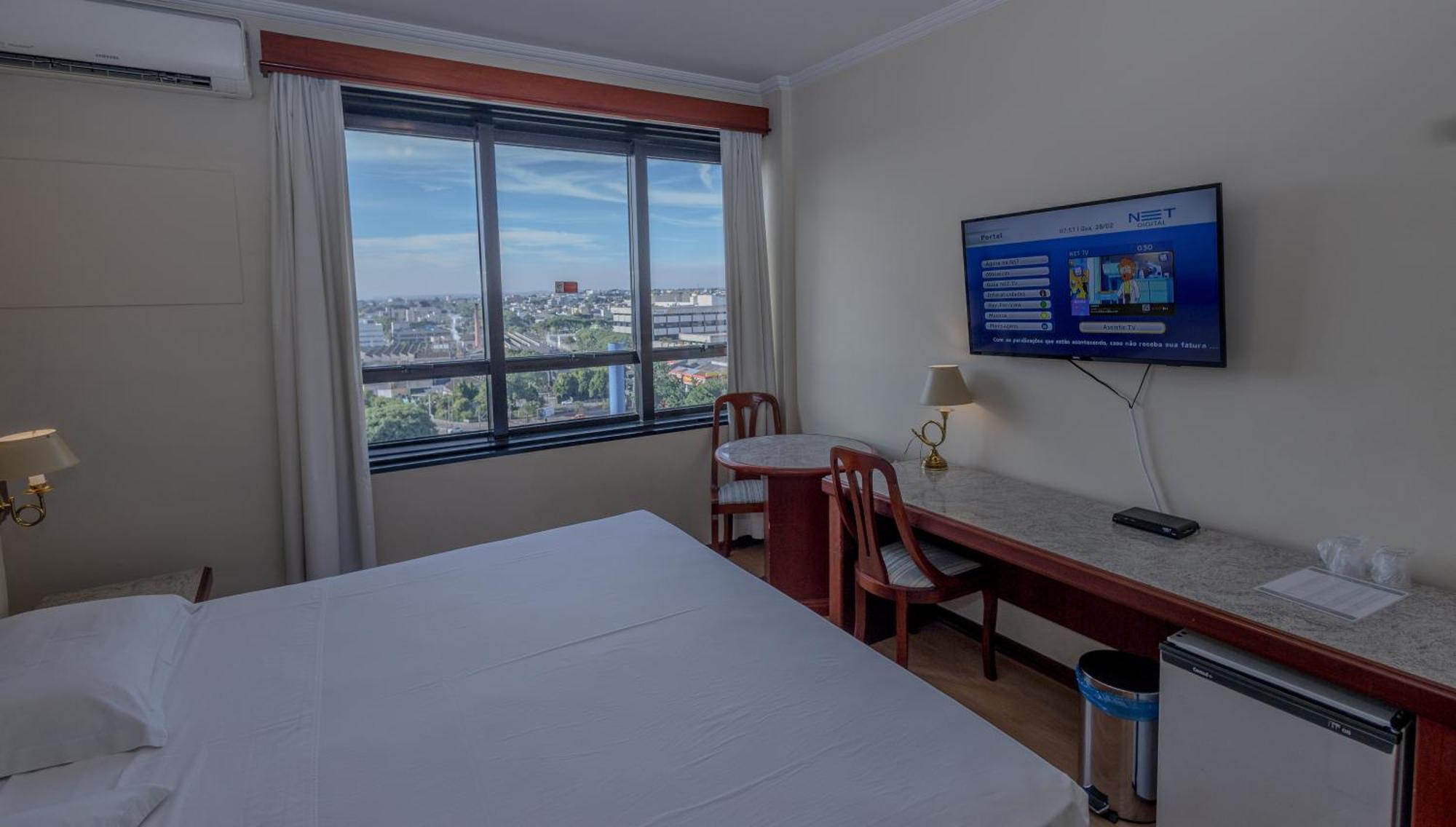 Lizon Curitiba Hotel Экстерьер фото