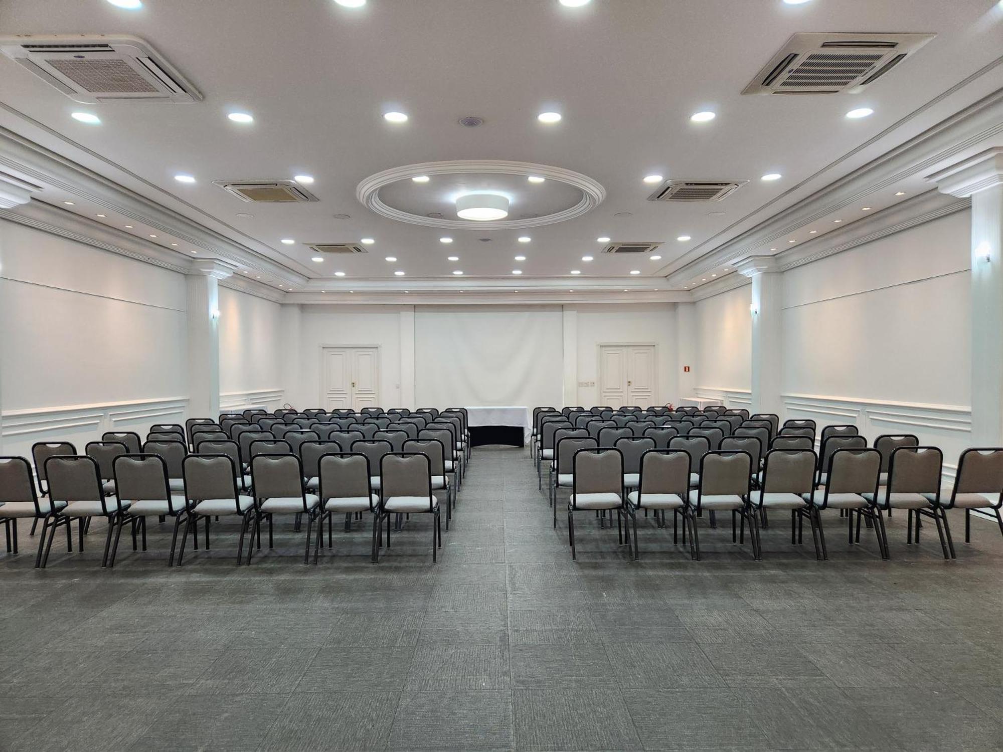 Lizon Curitiba Hotel Экстерьер фото